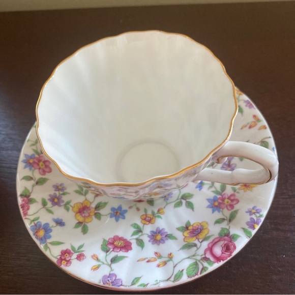 Gladstone Bone China Hand Painted Tea Cup & Saucer Set Made in England - Picture 2 of 6
